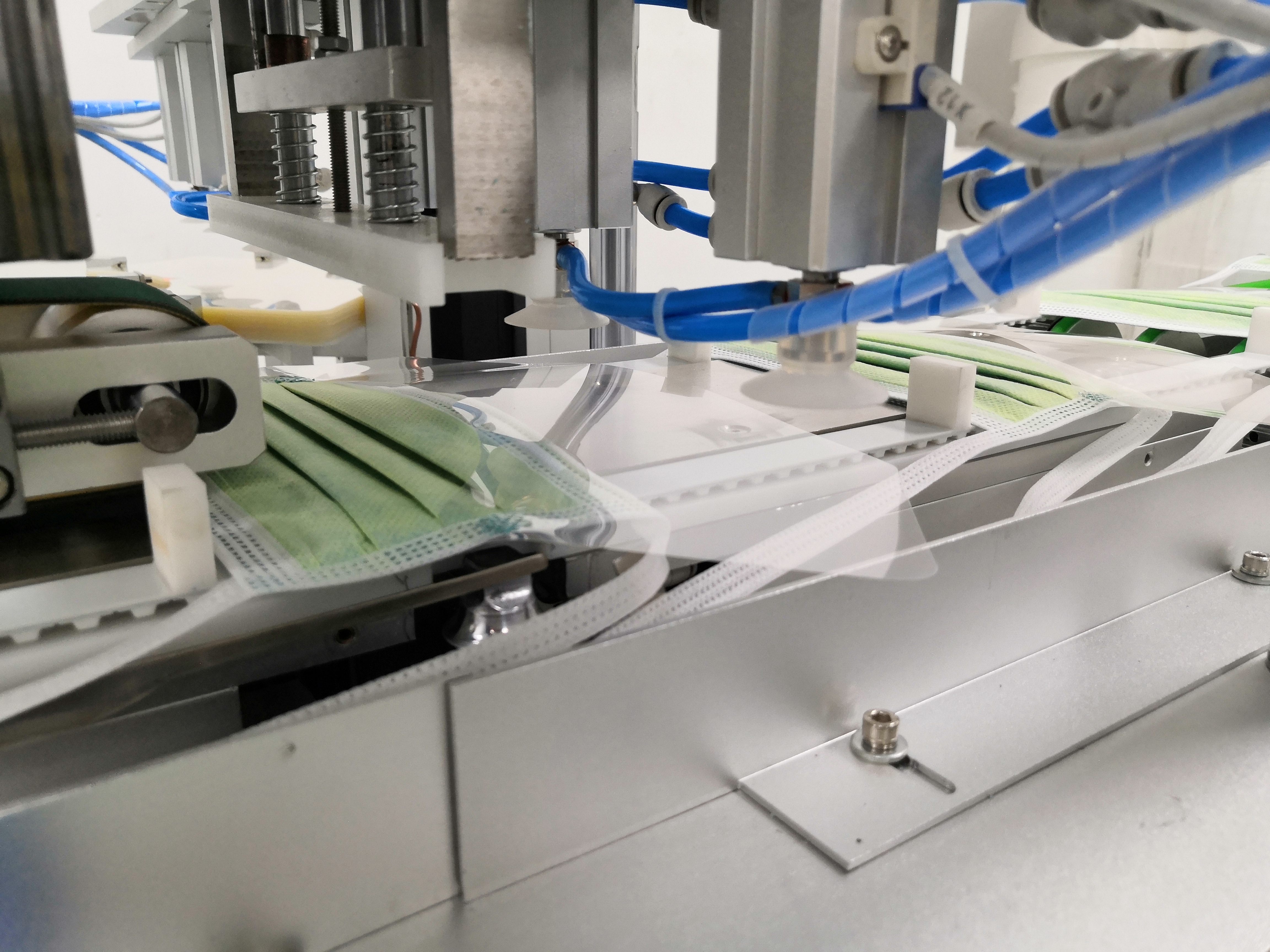 surgical mask machine
